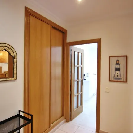 Arcos 3 - Pool & Center