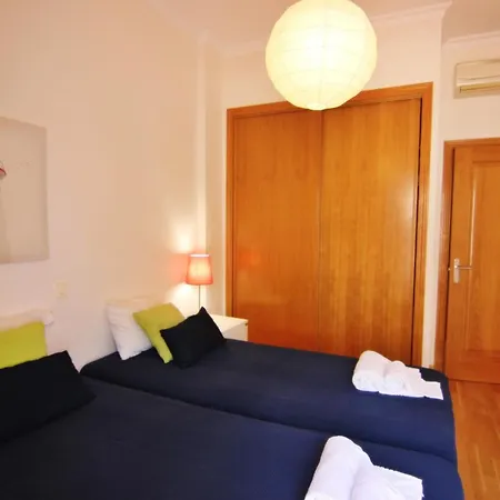 Arcos 3 - Pool & Center